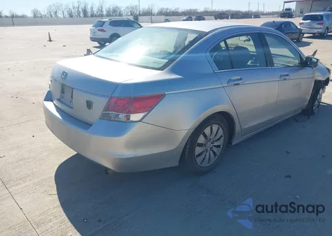 2009 Honda Accord 2.4 Lx z USA, uszkodzony, nr VIN 1HGCP263X9A136456